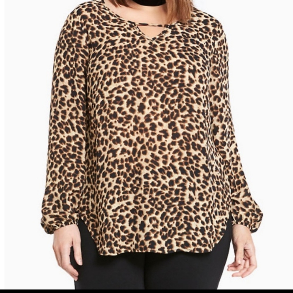 Torrid 00 Leopard Print Long Sleeve Blouse
